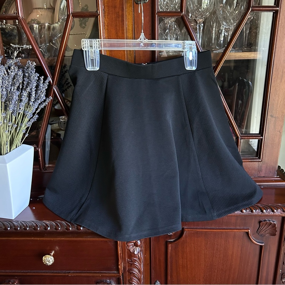 H&M Divided Black Women's Skirt